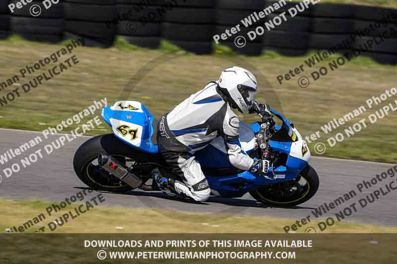 anglesey no limits trackday;anglesey photographs;anglesey trackday photographs;enduro digital images;event digital images;eventdigitalimages;no limits trackdays;peter wileman photography;racing digital images;trac mon;trackday digital images;trackday photos;ty croes